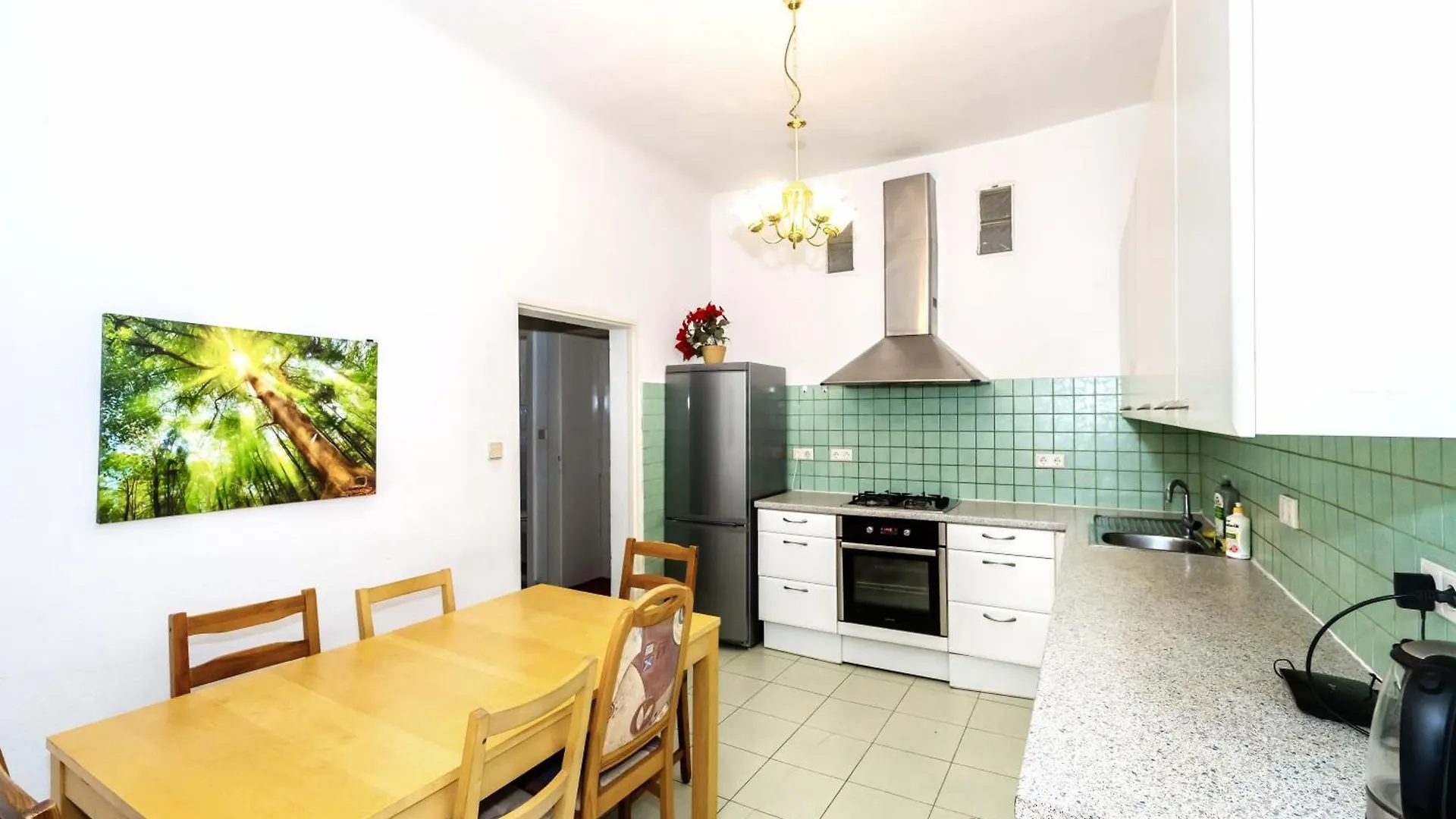 Family Room - 7 Minutes To Schoenbrunn Palace Vienna Austria